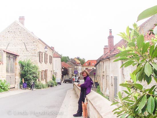 Tara Funk Grim in Over Sur Oise France