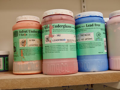 Clearly labeled lead free ceramic glazes